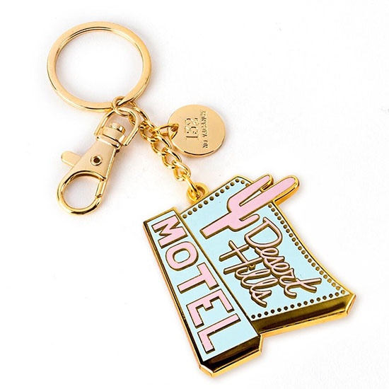 Factory Cheap Bulk Custom Metal Key Chain Custom Personalized Cute logo Wholesale Custom Letter Hard Enamel Keychain