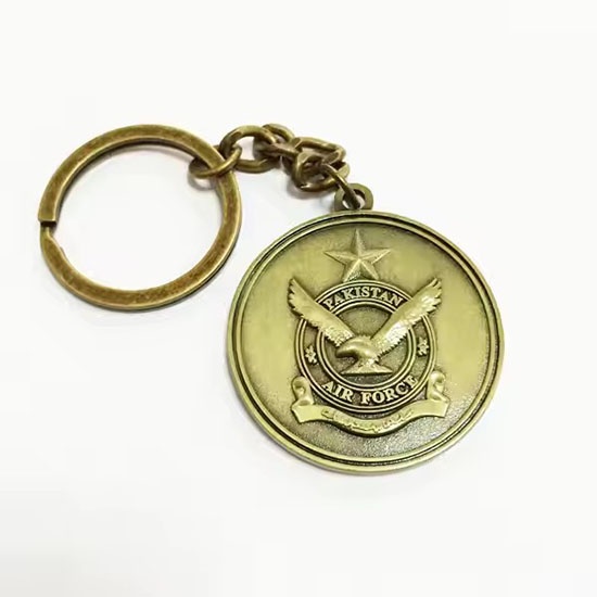 Wholesale Custom Rotate Metal Embossed Keychain Custom Metal 3d Hollow Woodpecker Shape Keychain Gift