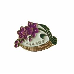 Beautiful flower shape enamel metal pin badge